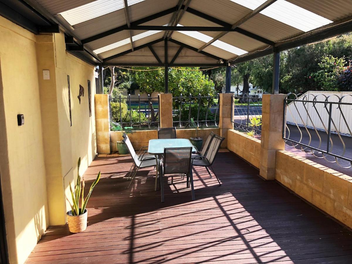 Observatory Guesthouse - Adults Only Busselton Exteriör bild